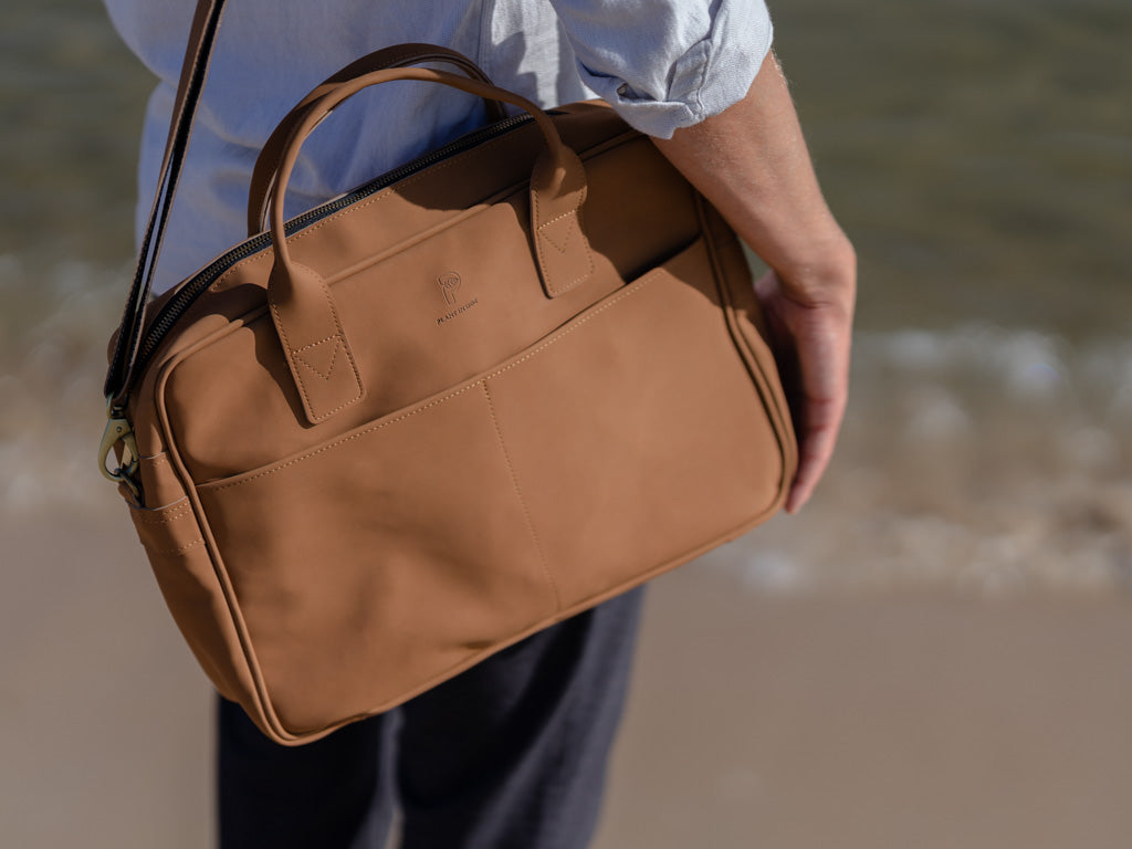 LAPTOP BRIEFCASE | Bio-Base Leather Bag | Minimalist Briefcase