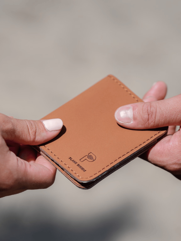 Camel minimalist cardholder made of cruelty-free plant based leather
