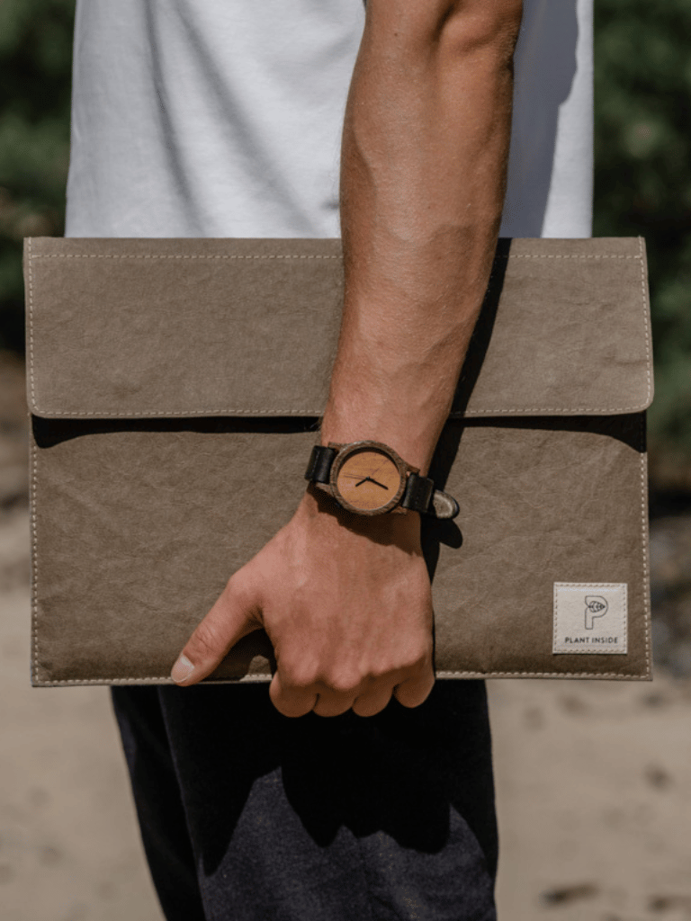 Handcrafted unisex laptop case made of sustainable European materials