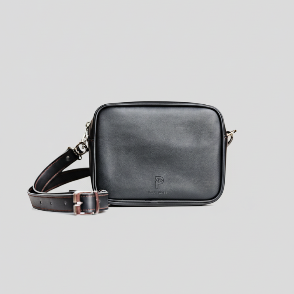 Plant Inside Crossbody Bag in black matt – stylish vegan leather bag, cruelty-free and sustainable